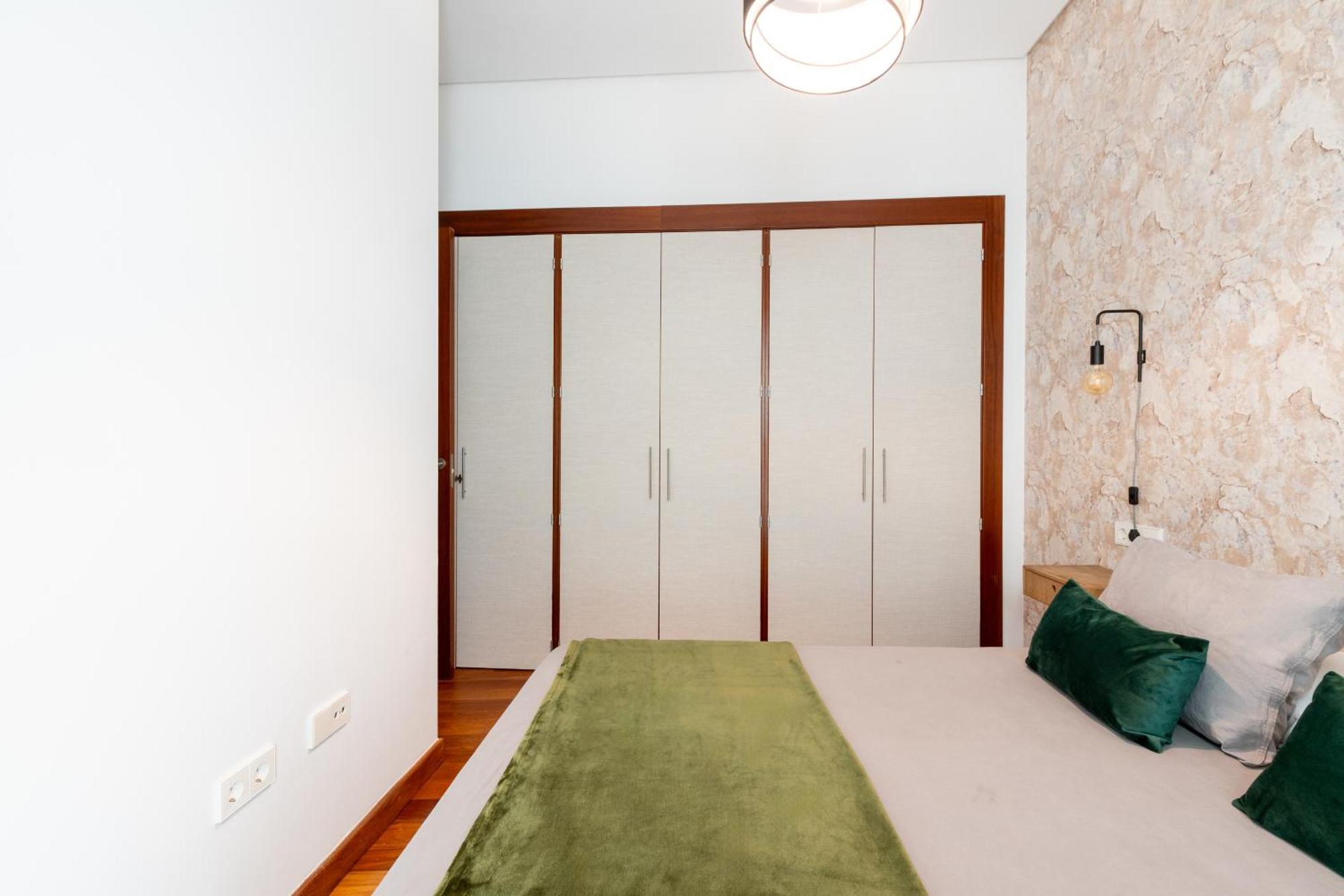 Ry Aparcamiento Incluido Junto A Catedral Ideal Parejas